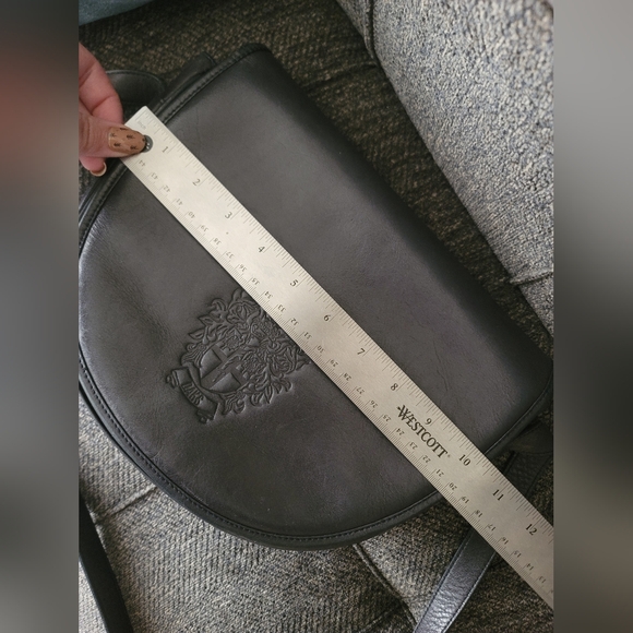 Daks London Vintage Leather Unisex Crossbody - Picture 6 of 15